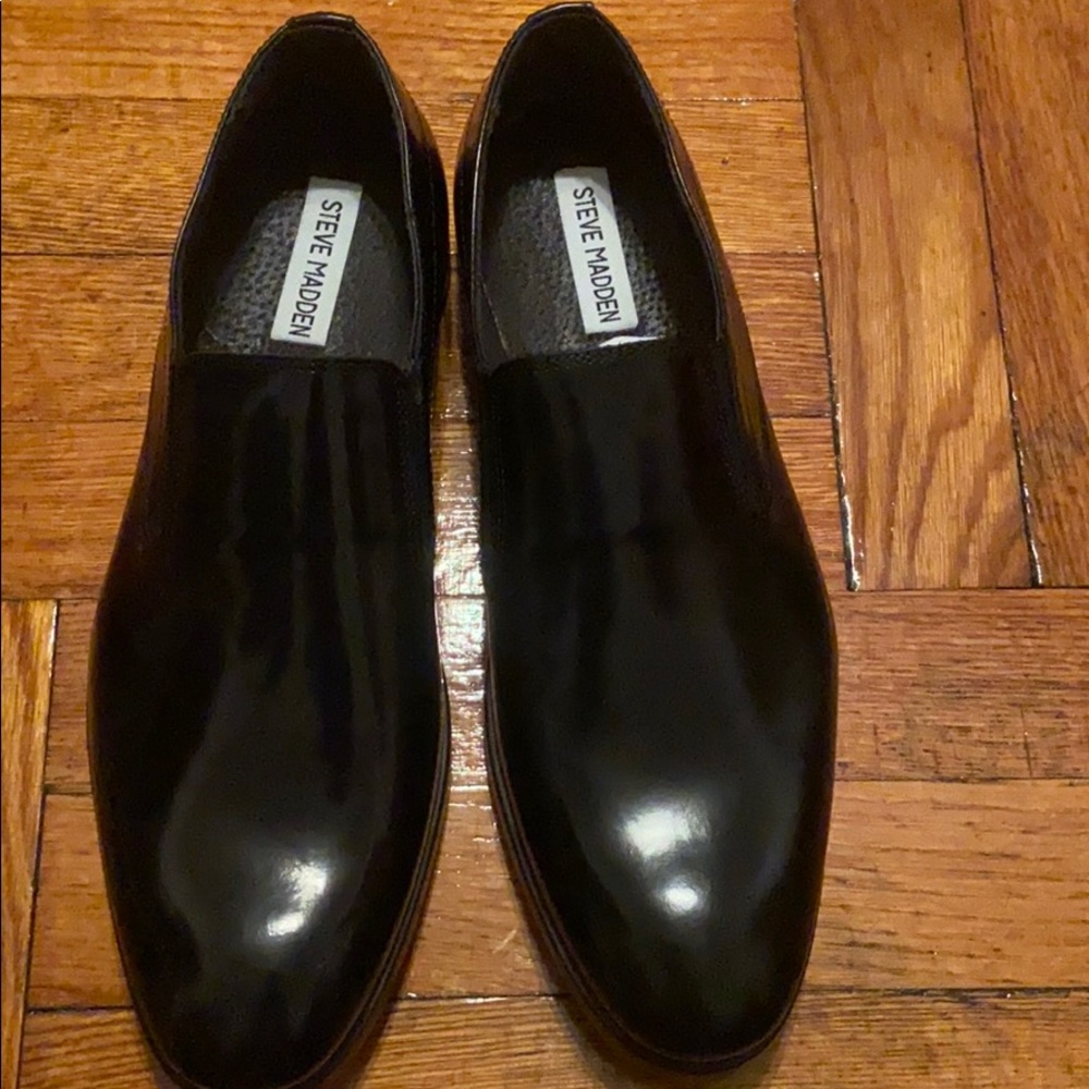 Steve Madden Bradley patent leather shoes 7 new